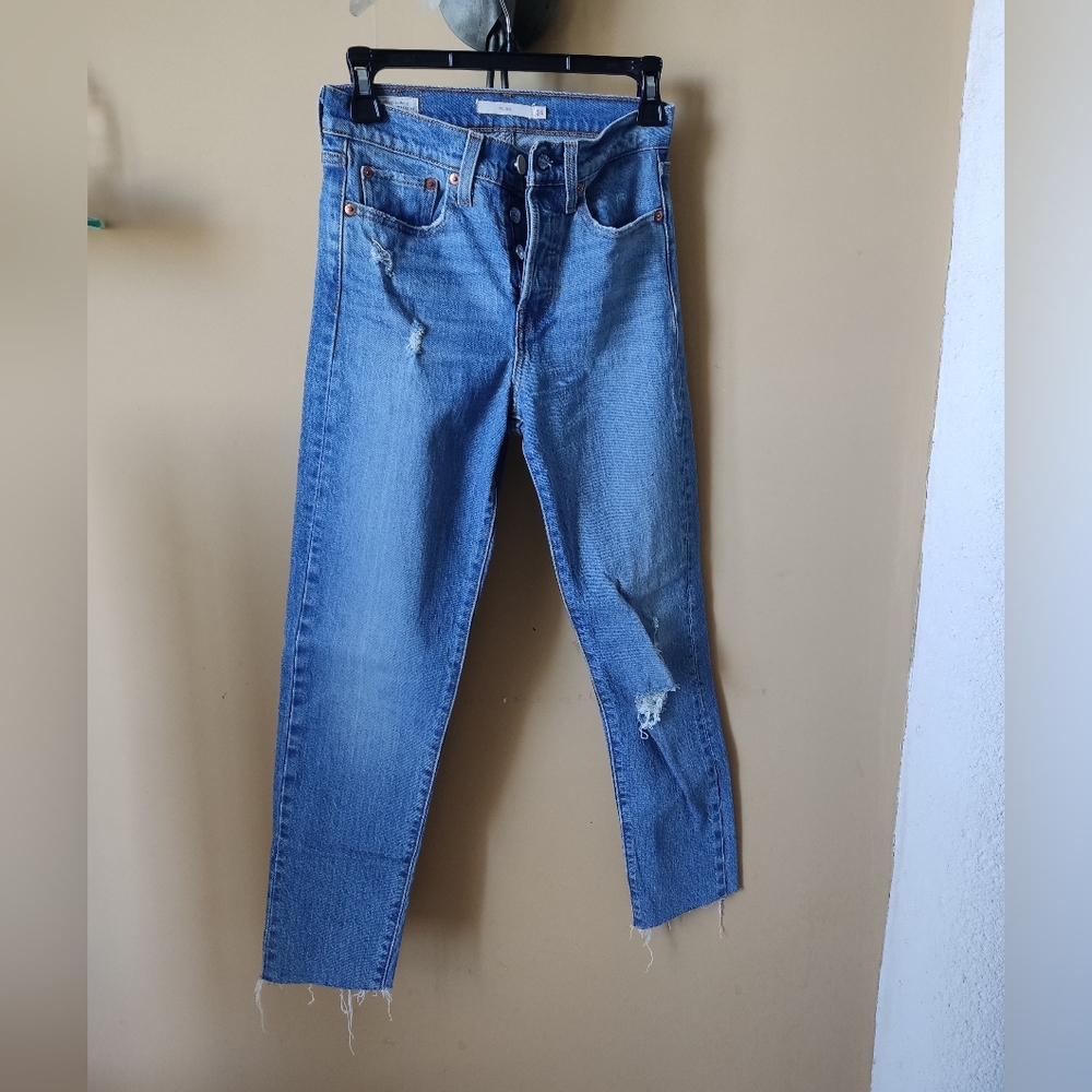 Levis Wedgie Premium Tapered Leg Jeans S40197 Size 24